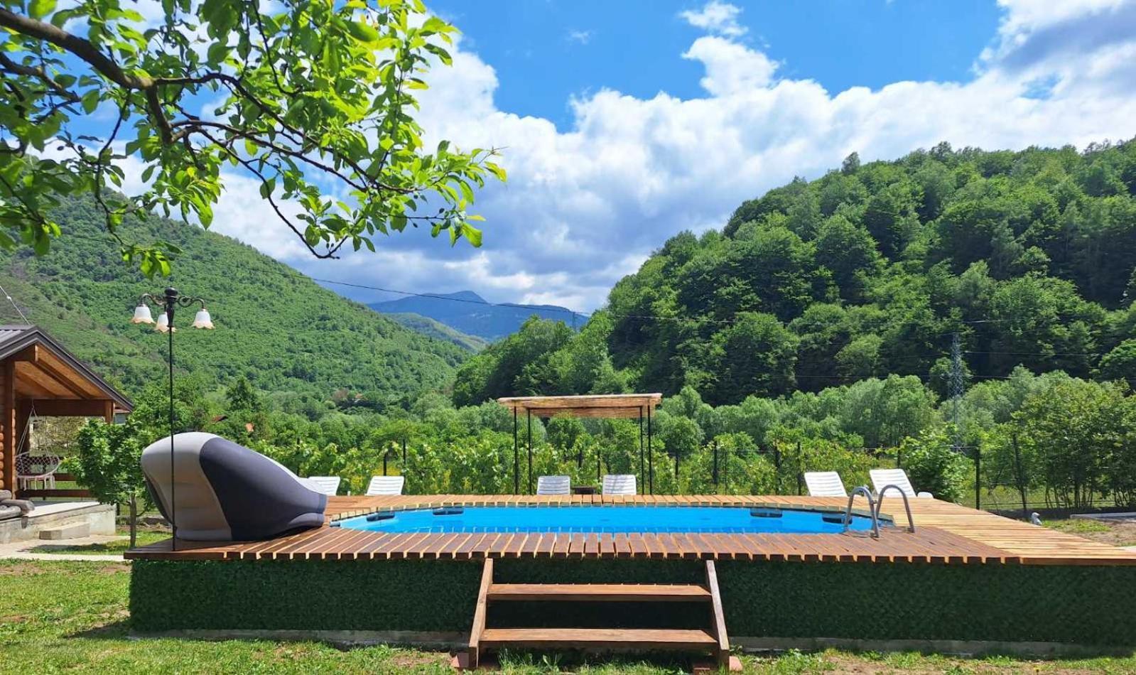 Holiday Bungalows With Pool Plav Exteriör bild